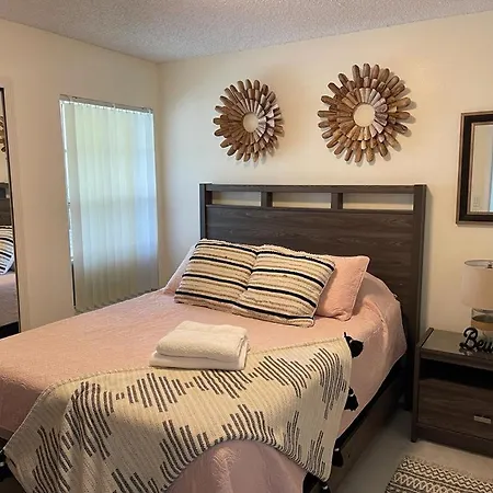 Grand Luxury 3Br Penthouse Near Disney Parks-2