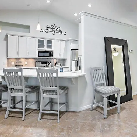 Sunlit Doral Woods House With Lanai And Heated Pool!-2