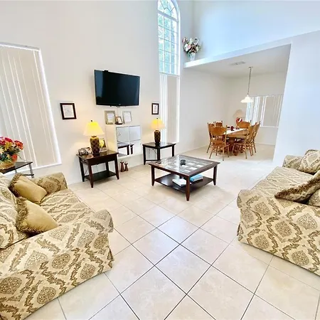 Vacation Home Near Disney 2-2