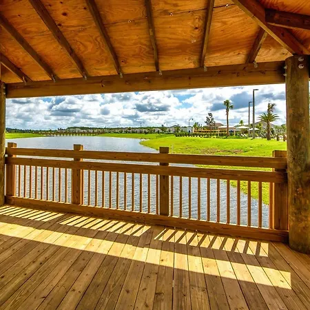 Magnificent Home With Private Pool Near Disney-3