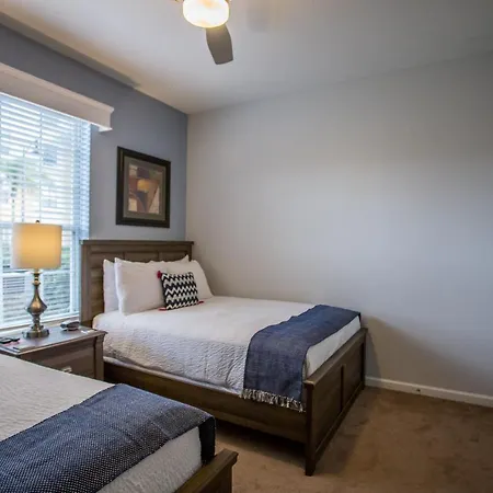 Luxury Vacation In This Gorgeous Vista Cay Condo-2