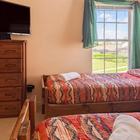 5 Bed 8002-2
