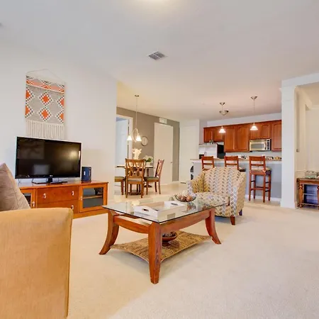Cozy Condo Wprivate Balcony In Vista Cay Resort-2