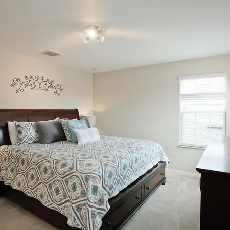 6 Bed Pool Home With Floor Plan Near Disney Home-2