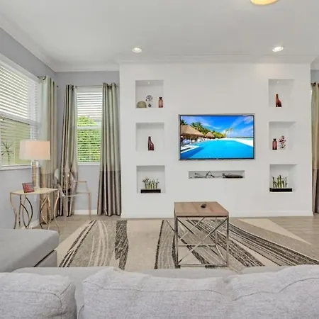 4 Bed Townhome With Private Pool Near Disney! Townhouse-2