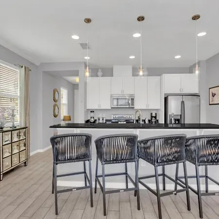 4 Bed Townhome With Private Pool Near Disney! Townhouse-3