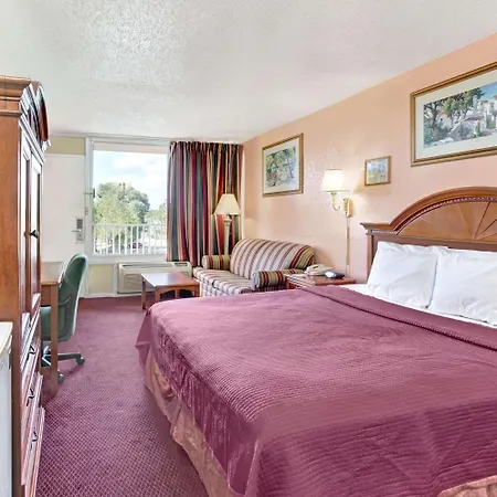 Howard Johnson By Wyndham Tropical Palms Kissimmee-2