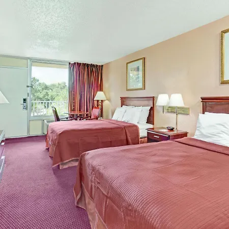 Howard Johnson By Wyndham Tropical Palms Kissimmee-3