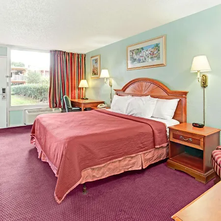 Howard Johnson By Wyndham Tropical Palms Kissimmee-2