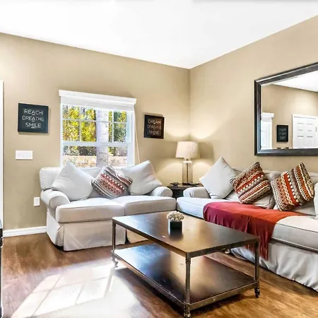 3 Bedroom - 2 Bathroom West Lucaya 8992 Sp-2
