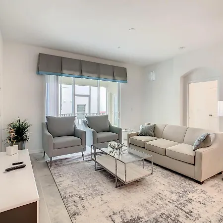 Stunning 2Br Condo Near Disney With Laundry Room And Free Resort-3