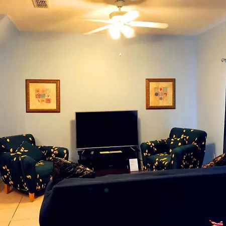 Cozy 4Bdrm/3Ba Townhome, 6 Miles To Disney & Shops-3