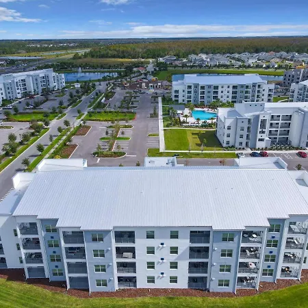 Luxury Brand New 2 Bedroom Apt Near Disney!-3