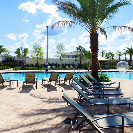 Three Bedrooms Storey Lake Orlando 201-2
