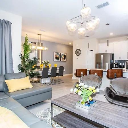 Splendid Four Bedroom Close To Disney W/ Pool 4987-3