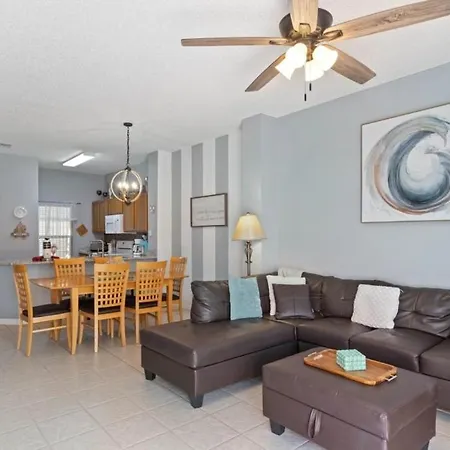 Summer Vibes Townhouse-2