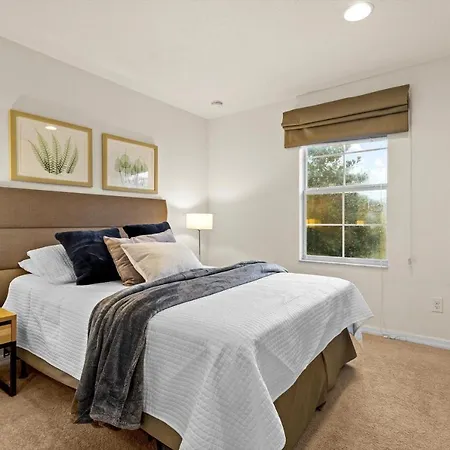 3 Bedrooms- 3 Bathrooms- Encantada 3086 Yl-3