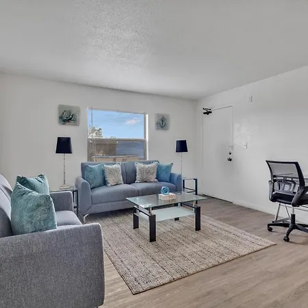 2Brcozy Apt, Pet Friendly, Near Disney, Near Shopping Strip-3