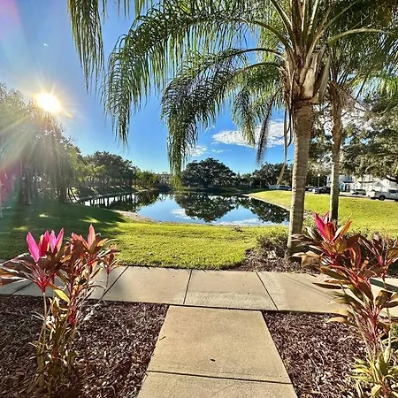 2900 Family Home Close To The Disney-3