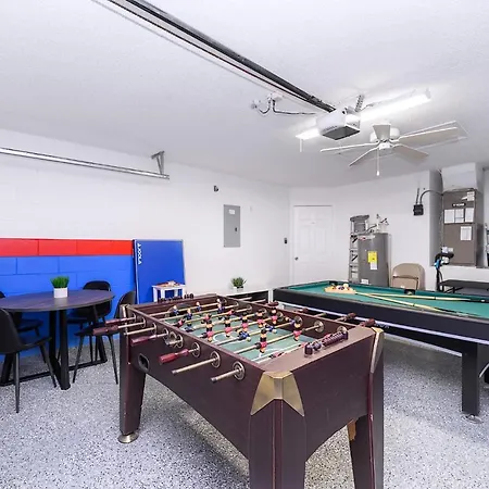 Stunning 4Br Resort Home With Private Pool, Games Room & Bbq, Near Disney!-3