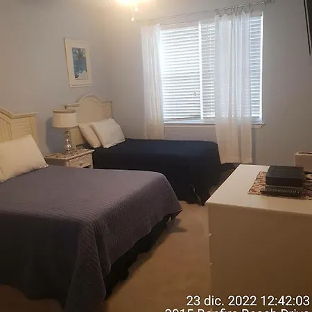 Beautiful Complex Of Runaway Beach 2 Bed 2 Bath-3
