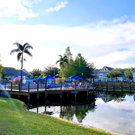 4 Bedroom Town Home Near Disney Townhouse-2