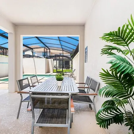 Bright And Sunny Townhouse With Pool Enjoy And Relax-3