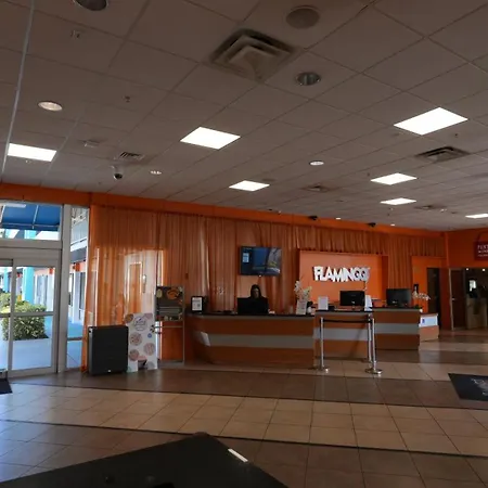 Ramada By Wyndham Flamingo Water Park-3