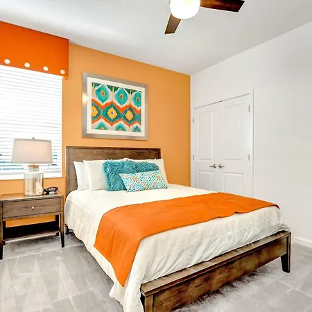Family Resort - 12Br Mansion - Sleeps 28 - Private Pool, Bbq And Games Room!-2