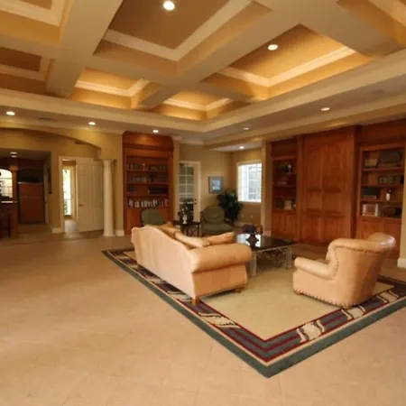 2Br2Ba Getaway 7 Miles From Orlando Parks-3