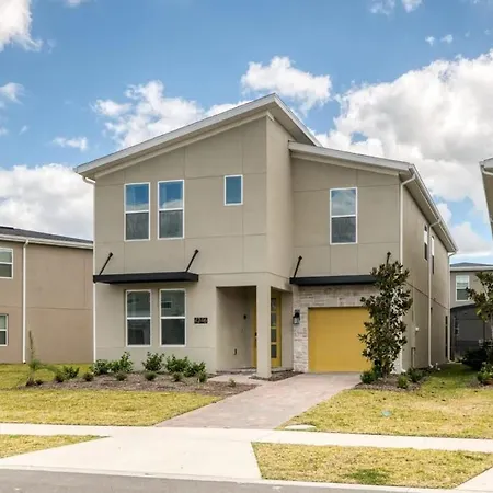 Luxury Home, Private Pool, Themed Bedrooms, Prime Location-3