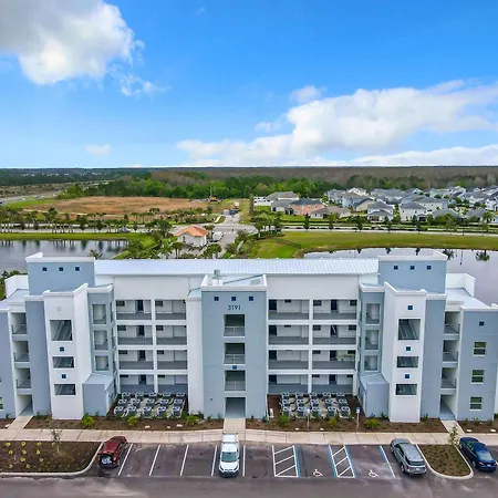 Lovely 2Br Lakeview Condo With 2 Clubhouses-3