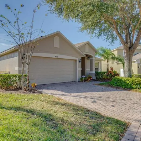 5 Bedroom Platinum Home With Games Room And Spa-3