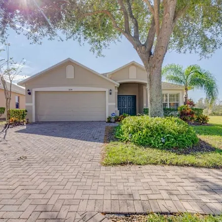 5 Bedroom Platinum Home With Games Room And Spa-2