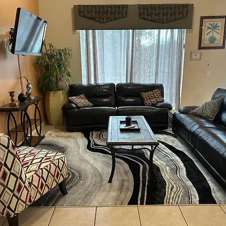7 Bedroom, 6 Bath And Pool Near Disney In Emerald Island 4 King Master Suites-3