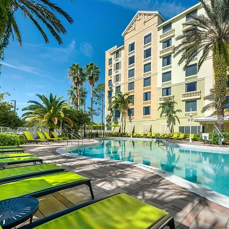Comfort Suites Maingate East-2