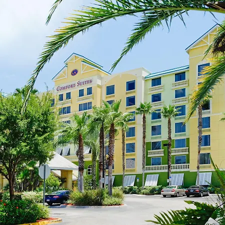Comfort Suites Maingate East-3