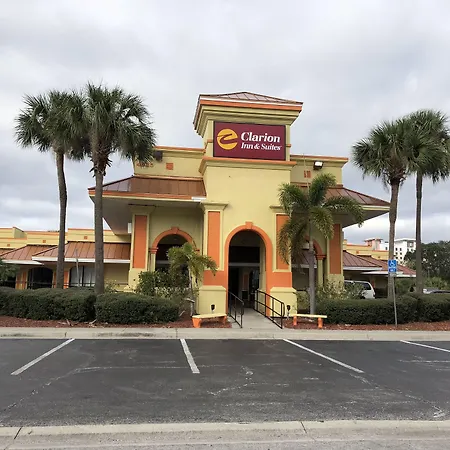 Clarion Inn & Suites Kissimmee-Lake Buena Vista South-2