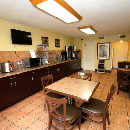 Days Inn By Wyndham Kissimmee West-3