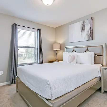 Beautiful Townhome Wprivate Pool 7 Mi To Disney-2
