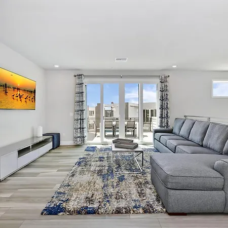 Modern Condo Near Disney With Resort & Waterpark Access - B30-228-2