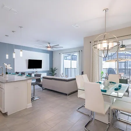 4834Bv Townhouse 4 Bedrooms & 3 Bathrooms + Pool-2
