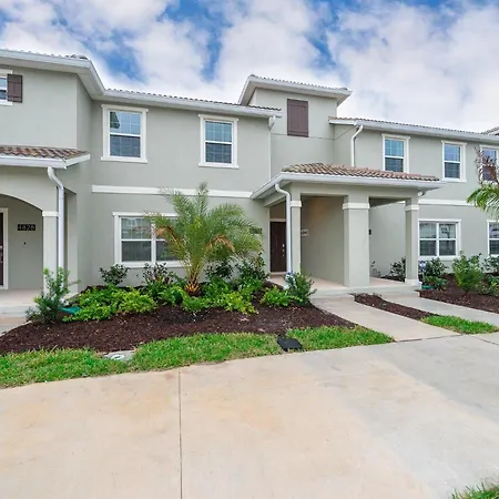 4830Fa Townhouse 4 Beds & 3 Baths With Private Pool-3