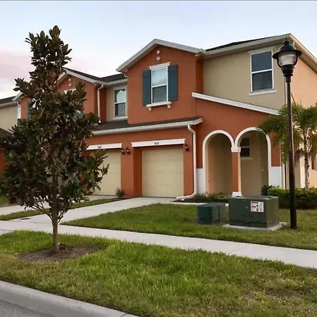 Four Bedrooms Townhome 5126-3