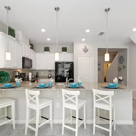 Four Bedrooms Townhome 5108K-2