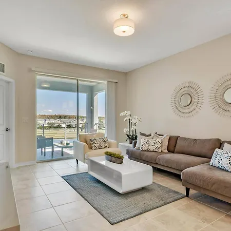 3 Bedroom 2 Bathroom Storey Lake 3171-308 Pc-2