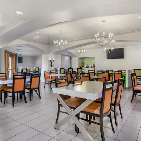 Best Western Plus Orlando Lake Buena Vista South Inn&Suites-3