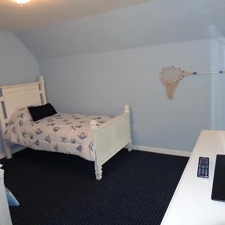 Runaway Beach Club Apartments-3