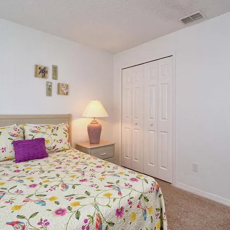 Indian Point- 3 Bedroom Pool Home- 1301Ip-2