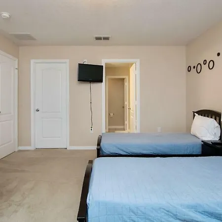 Marcus Villa-2